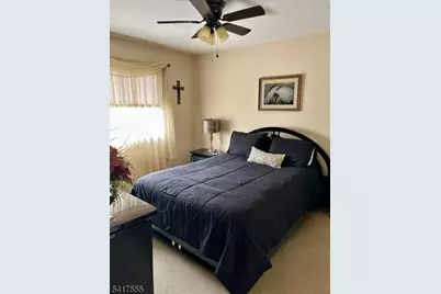 50 Castle Ridge Dr, East Hanover Township, NJ 07936 - Photo 9