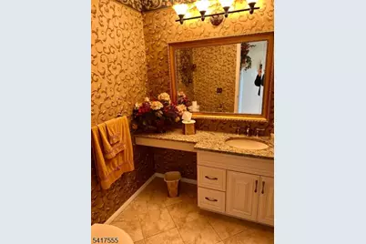 50 Castle Ridge Dr, East Hanover Township, NJ 07936 - Photo 11