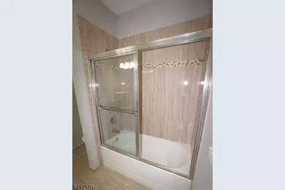 1299 Saint Georges Ave, Woodbridge Township, NJ 07067 - Photo 15