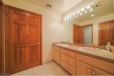 19 Dave Espie Way, Wayne, NJ 07470 - Photo 43