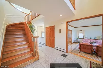 19 Dave Espie Way, Wayne, NJ 07470 - Photo 5