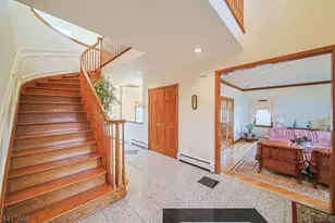 19 Dave Espie Way, Wayne, NJ 07470 - Photo 5