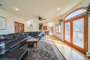 19 Dave Espie Way, Wayne, NJ 07470 - Photo 13