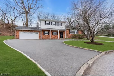 151 Kingwood Dr, Little Falls Township, NJ 07424 - Photo 5