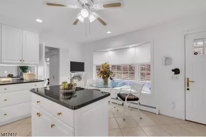 151 Kingwood Dr, Little Falls Township, NJ 07424 - Photo 11