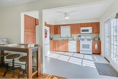 308 Cove Dr, Brick, NJ 08738 - Photo 13