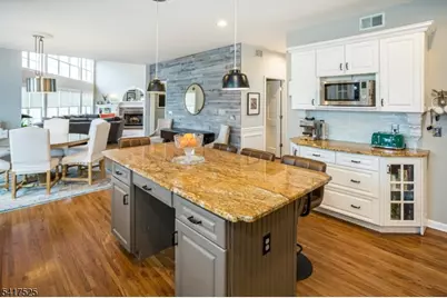 6 Macdougall Ct, Chester, NJ 07930 - Photo 13