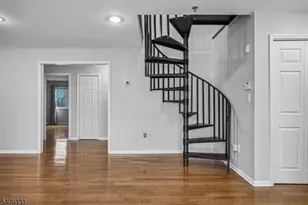 6 Domessina Ln, Caldwell, NJ 07006 - Photo 5