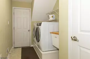 16 Steeplechase Ln, Franklin Township, NJ 08802 - Photo 25