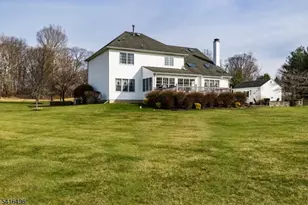 16 Steeplechase Ln, Franklin Township, NJ 08802 - Photo 3