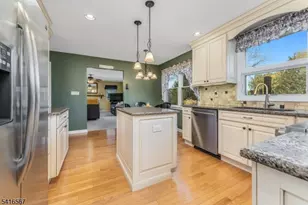 34 Aberdeen Circle, Raritan Township, NJ 08822 - Photo 11