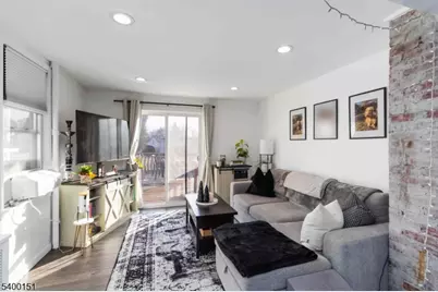 34 Ashwood Ave #2, Summit, NJ 07901 - Photo 3