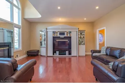 53 Princeton Ave, Woodbridge Township, NJ 07067 - Photo 17