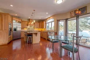 53 Princeton Ave, Woodbridge Township, NJ 07067 - Photo 11