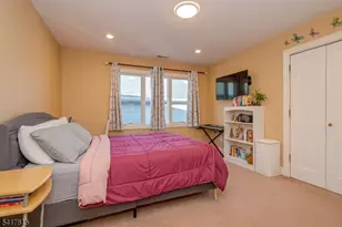 53 Princeton Ave, Woodbridge Township, NJ 07067 - Photo 29