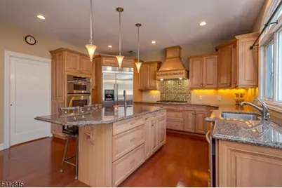 53 Princeton Ave, Woodbridge Township, NJ 07067 - Photo 15