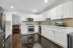 17 Cooper Ln, Long Hill Township, NJ 07946 - Photo 13