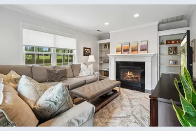 17 Cooper Ln, Long Hill Township, NJ 07946 - Photo 5