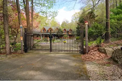 31 Kent Rd, Hampton Township, NJ 07860 - Photo 25