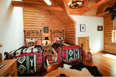 31 Kent Rd, Hampton Township, NJ 07860 - Photo 17