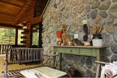 31 Kent Rd, Hampton Township, NJ 07860 - Photo 5