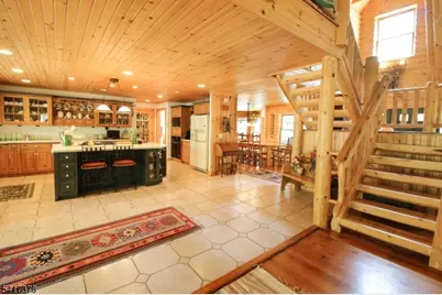 31 Kent Rd, Hampton Township, NJ 07860 - Photo 15