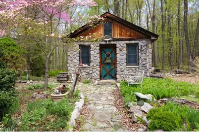 31 Kent Rd, Hampton Township, NJ 07860 - Photo 27