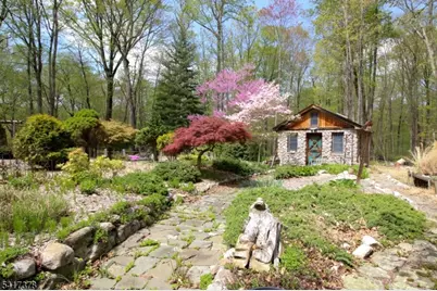 31 Kent Rd, Hampton Township, NJ 07860 - Photo 37