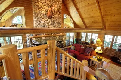 31 Kent Rd, Hampton Township, NJ 07860 - Photo 9