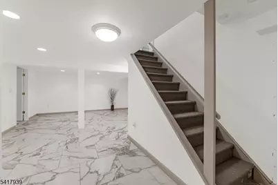 304 River Rd, East Hanover Township, NJ 07936 - Photo 19