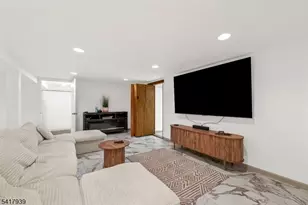 304 River Rd, East Hanover Township, NJ 07936 - Photo 27