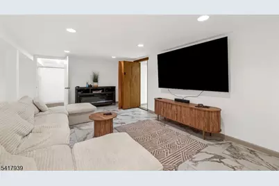 304 River Rd, East Hanover Township, NJ 07936 - Photo 25