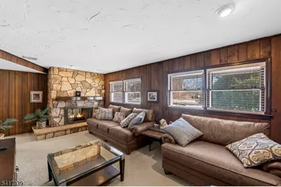 304 River Rd, East Hanover Township, NJ 07936 - Photo 7