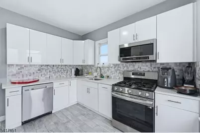 757 Thomas St, Elizabeth, NJ 07202 - Photo 7