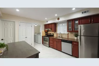 118 Bluebird Dr #4A, Hillsborough Township, NJ 08844 - Photo 9