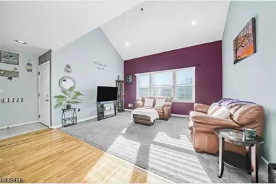 45 Royal Ave #46, Hawthorne, NJ 07506 - Photo 3