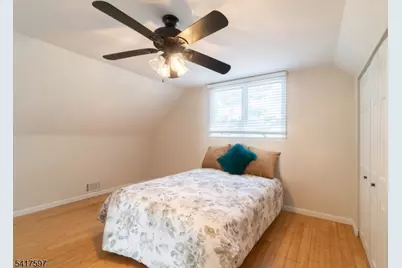 8 Dahlia Rd, Franklin Township, NJ 08873 - Photo 27