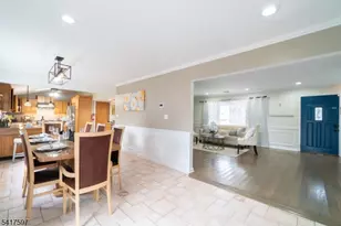 8 Dahlia Rd, Franklin Township, NJ 08873 - Photo 7