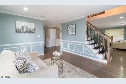 8 Dahlia Rd, Franklin Township, NJ 08873 - Photo 15