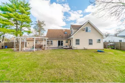 8 Dahlia Rd, Franklin Township, NJ 08873 - Photo 39