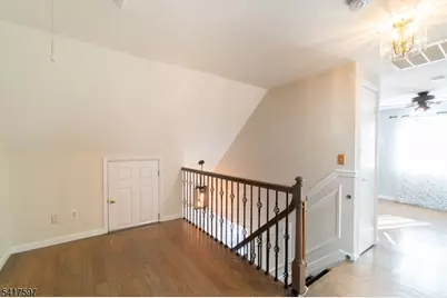 8 Dahlia Rd, Franklin Township, NJ 08873 - Photo 29