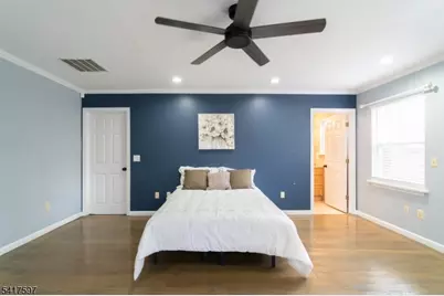 8 Dahlia Rd, Franklin Township, NJ 08873 - Photo 19