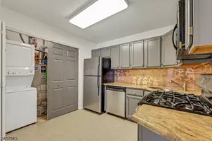 1192 Richmond Rd, Mahwah, NJ 07430 - Photo 7