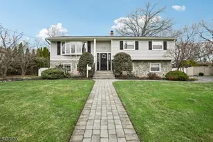 116 Carol Pl, Wayne, NJ 07470 - Photo 1