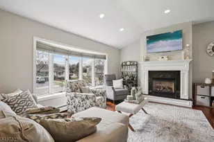 116 Carol Pl, Wayne, NJ 07470 - Photo 3