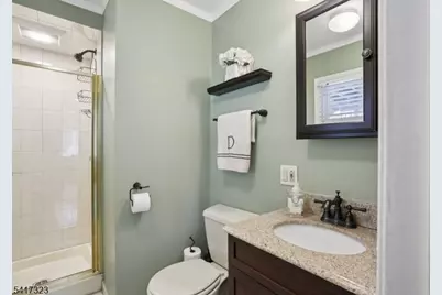 116 Carol Pl, Wayne, NJ 07470 - Photo 27