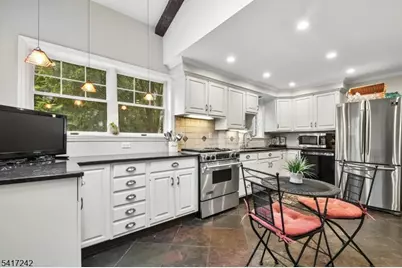 20 Euclid Avenue, Maplewood, NJ 07040 - Photo 9