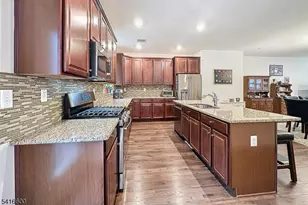 308 Parkview Ln, Rockaway Township, NJ 07866 - Photo 13