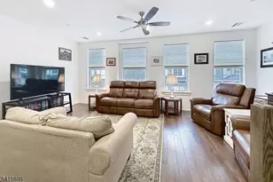 308 Parkview Ln, Rockaway Township, NJ 07866 - Photo 7