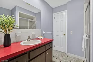 77 Meadow Run Dr, Montgomery Township, NJ 08558 - Photo 15